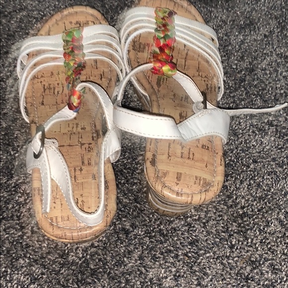 Sandles - Picture 4 of 4